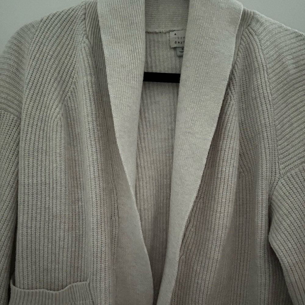 A New Day Chunky Sweater with Pockets - Picture 2 of 4